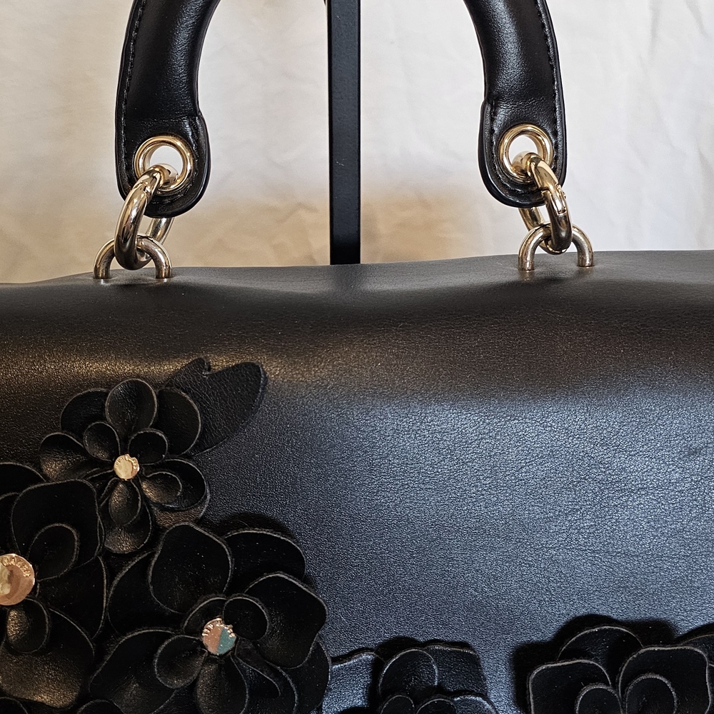 *UNIQUE* Ted Baker Black Satchel with Floral Embellishments - Picture 3 of 16